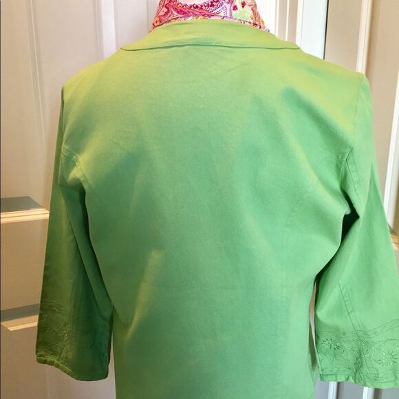 Beautiful jacket by Tantrums size medium - Picture 2 of 3